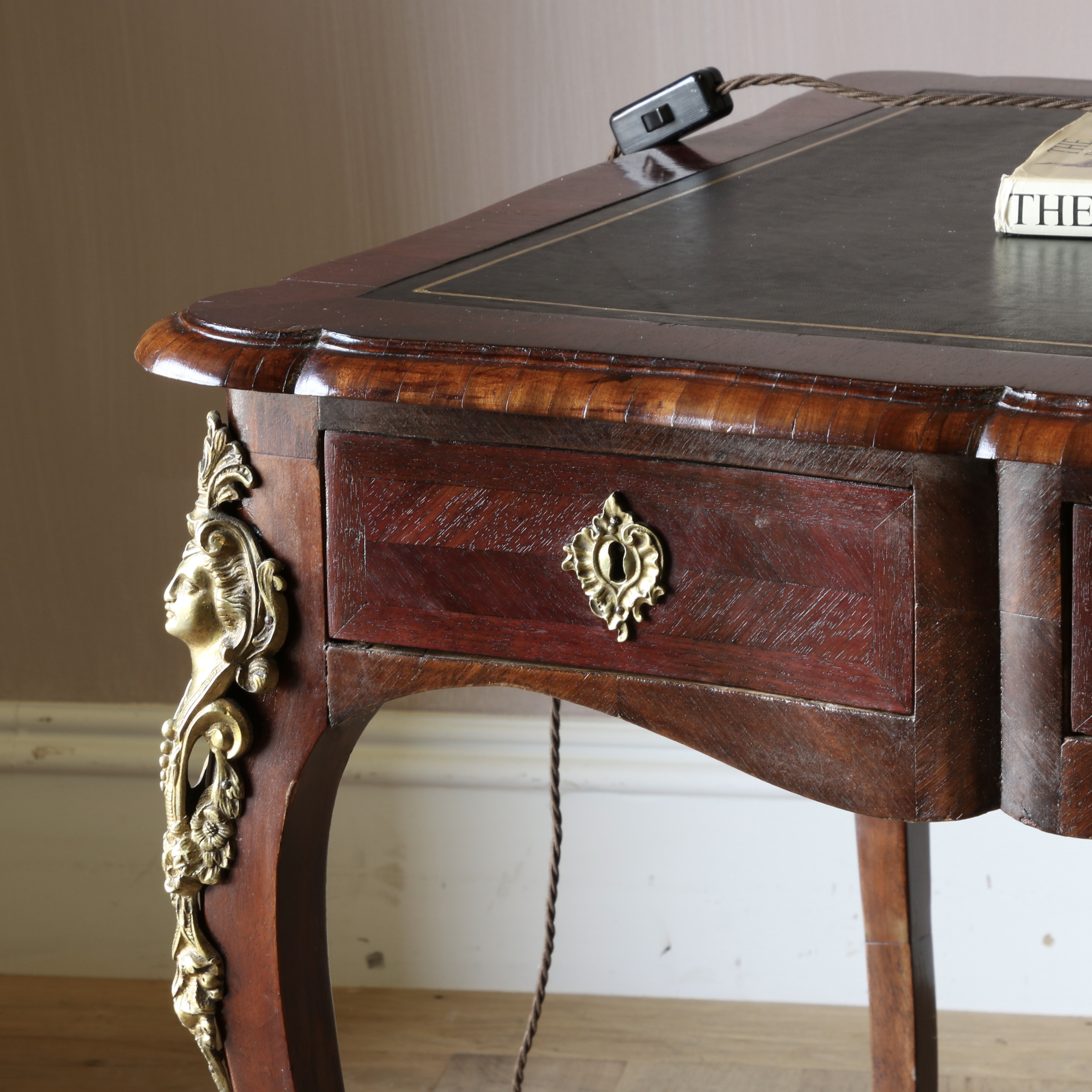 Louis XIV Bureau Plat
